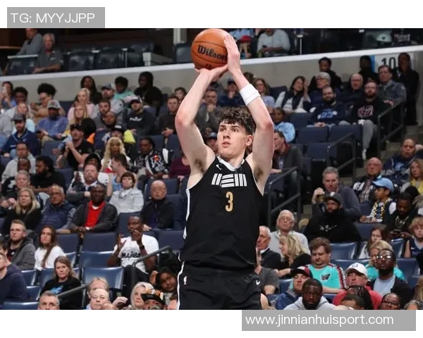 拉拉维亚对阵灰熊四战全胜场均183分命中率超六成三分命中率达435