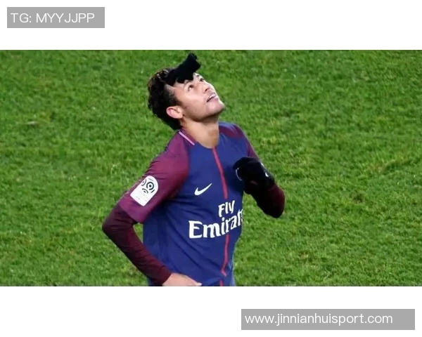 在巴黎时内马尔邀你夜店狂欢吗西蒙斯回应称那时我仅17岁